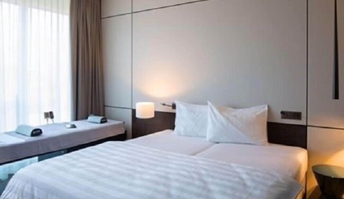 Habitación superior con 1 cama doble o 2 individuales