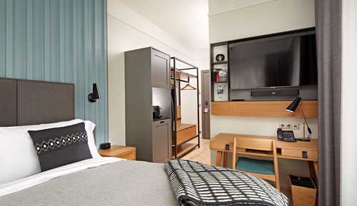 Queen Room