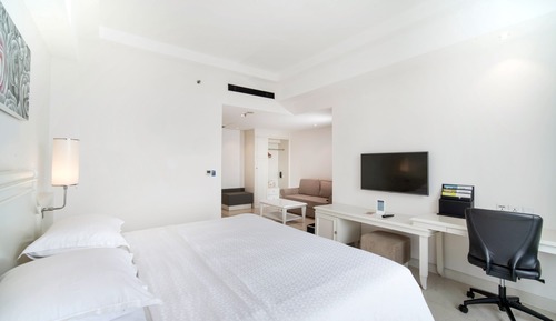 Habitación Signature, 1 cama de matrimonio grande con sofá cama, no fumadores