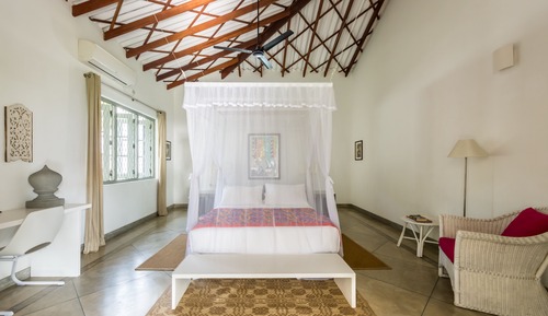 Kurumba House