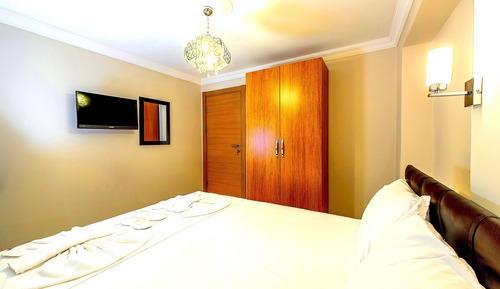 Apartamento, 2 habitaciones, planta baja