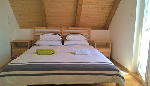 Suite, cocina básica, vistas a la montaña