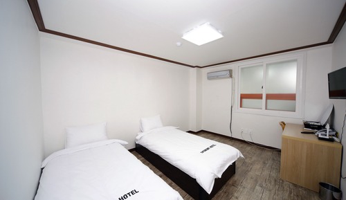 Habitación con 2 camas individuales