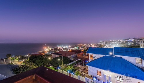 Suite superior, varias camas, balcón, vistas al mar