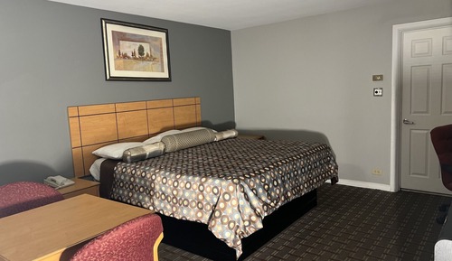Habitación básica, 1 cama de matrimonio grande