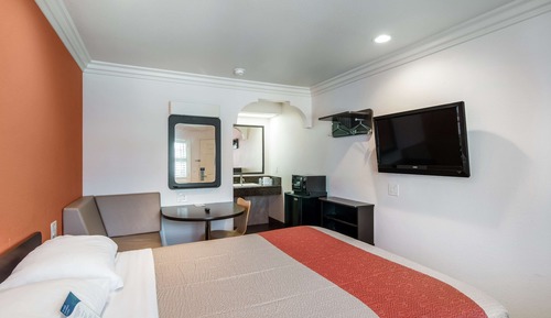 Habitación Deluxe, 1 cama de matrimonio, no fumadores, frigorífico y microondas