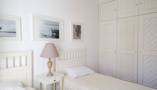 Casa adosada, 2 habitaciones, vistas al jardín