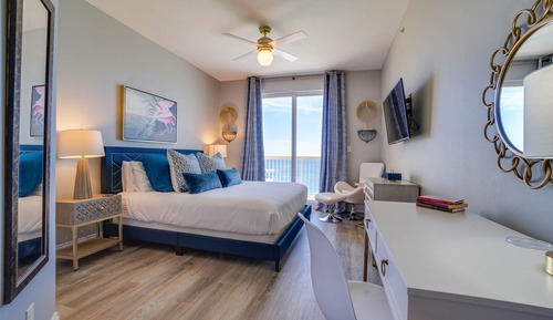 Apartamento, 3 habitaciones, vistas a la playa (1704E)
