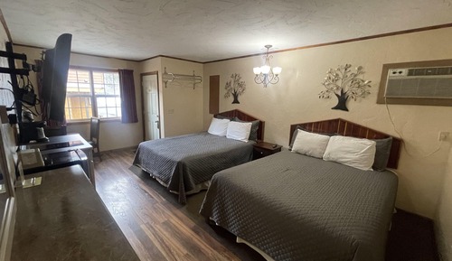 Habitación básica doble, 2 camas de matrimonio (30)