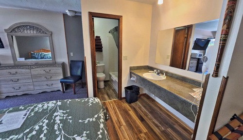 Habitación básica doble, 2 camas de matrimonio (18)