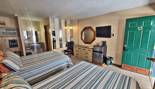 Habitación básica doble, 2 camas dobles