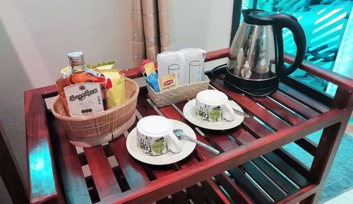 Habitación estándar doble, 1 cama de matrimonio grande, baño privado