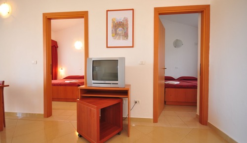 Apartamento, 2 habitaciones, balcón