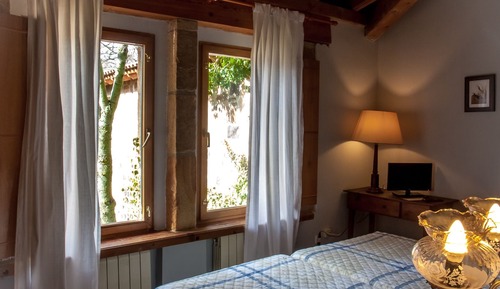 Habitación con 2 camas individuales
