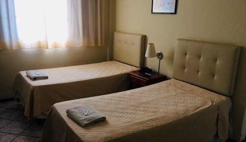 Habitación estándar con 2 camas individuales