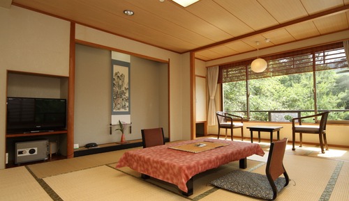 Habitación tradicional, no fumadores, vistas a la montaña (JP Style, Economy Kaiseki Course Meal)