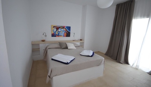 Habitación clásica, vistas al mar (La Regina Della Notte)
