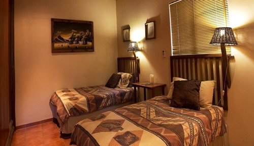 Habitación con 1 cama doble o 2 individuales