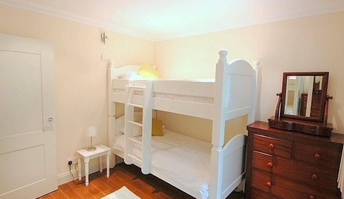 Casa de campo estándar, 2 habitaciones (1 four poster double + bunkbed)
