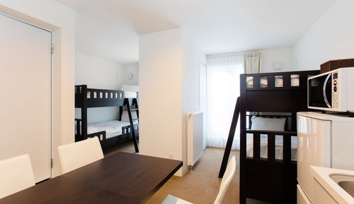 Estudio familiar (2 Bunk Beds)