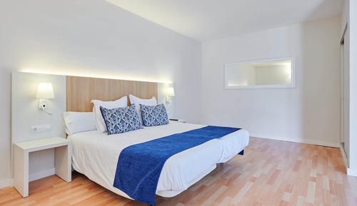 Junior Studio Suite (1 Adult)