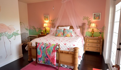 Flamingo Room