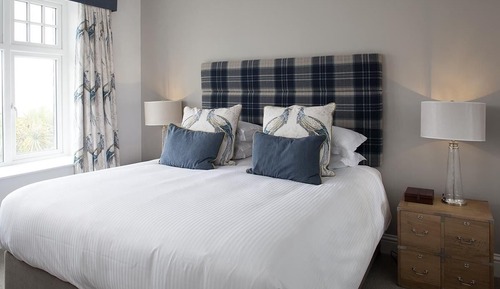 Habitación estándar con 1 cama doble o 2 individuales, vistas al mar