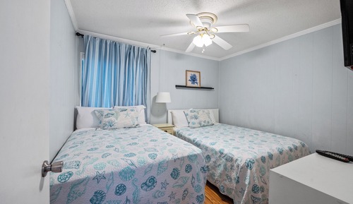 Apartamento, 2 habitaciones, balcón, vistas parciales al mar (316B)
