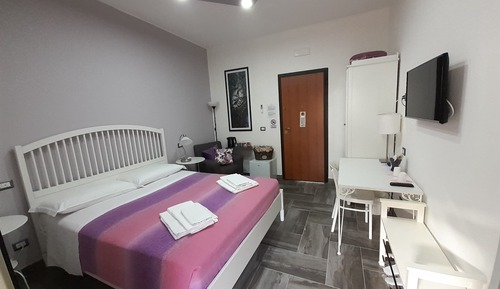 Habitación doble superior, 1 cama de matrimonio, vistas a la ciudad