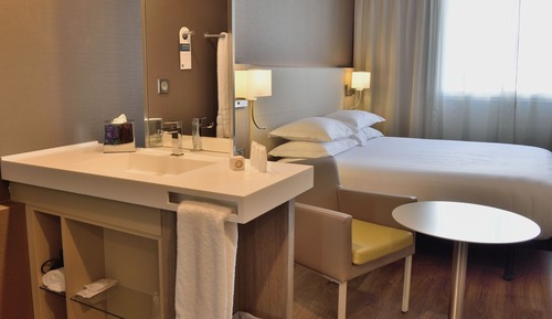Habitación clásica, 1 cama de matrimonio, no fumadores, vistas a la ciudad