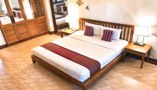 Deluxe 2 Bedrooms