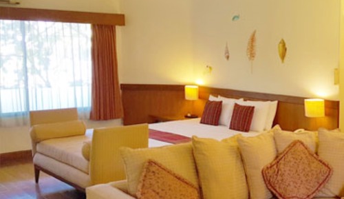 Poolside Junior Suite