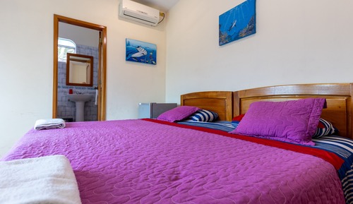 Habitación panorámica con 1 cama doble o 2 individuales, 1 habitación, balcón, vistas a la montaña