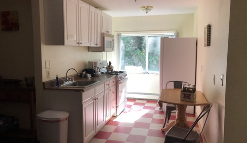 Apartamento básico, 2 habitaciones, no fumadores, vistas a la montaña