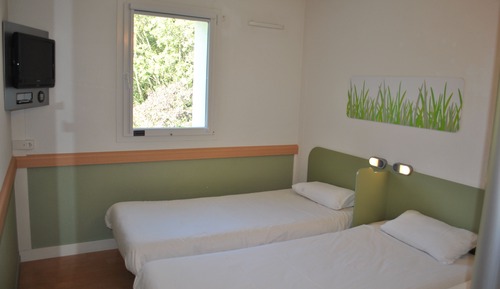 Habitación con 2 camas individuales, 2 camas individuales