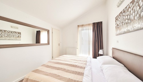 Superior Apartment with Balcony and Sea View