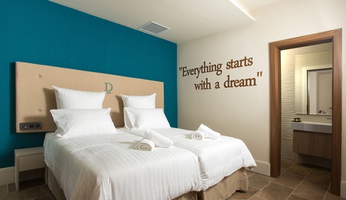 Habitación estándar con 1 cama doble o 2 individuales