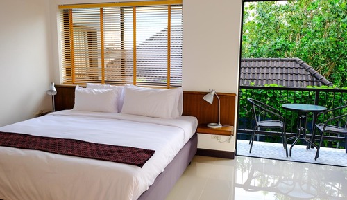Habitación Deluxe doble, 1 cama de matrimonio grande, no fumadores, vistas a la colina