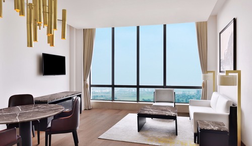 Suite ejecutiva, 1 cama de matrimonio grande, no fumadores, vistas al lago