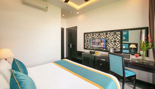 Habitación superior con 1 cama doble o 2 individuales