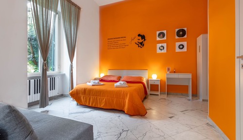 Habitación Confort, 1 cama de matrimonio con sofá cama, baño privado, vistas al jardín