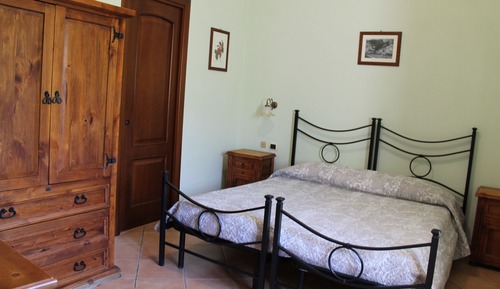 Habitación básica con 1 cama doble o 2 individuales, 1 habitación, vistas parciales al mar (Amalfi)