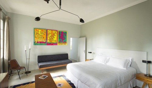 Habitación superior con 1 cama doble o 2 individuales, vistas al parque