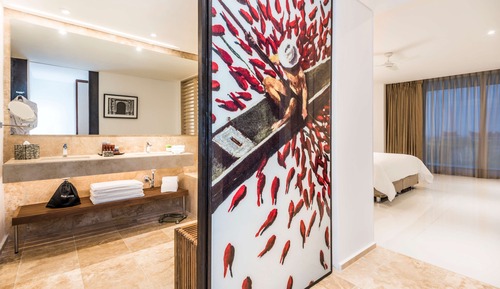 Preferred Club Master Suite Swim-Out