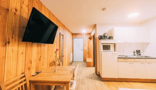 Estudio estándar, cocina básica