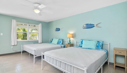 Estudio Deluxe, 2 camas de matrimonio, cocina básica, vistas al jardín