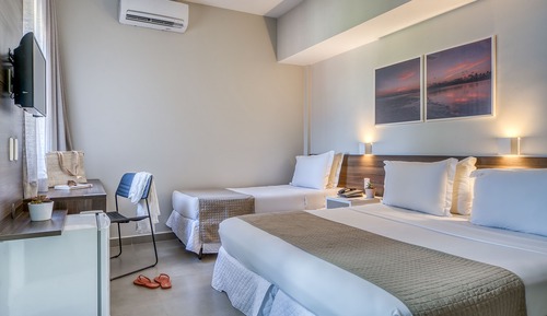 Quarto superior lateral
