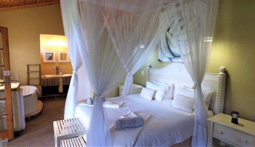 Habitación de lujo, 1 cama de matrimonio grande, vistas a la montaña, planta baja (A No.5)