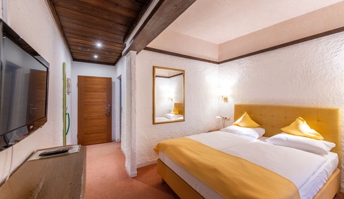 Habitación con 1 cama doble o 2 individuales