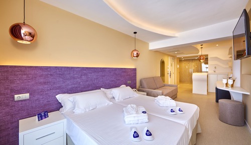 Suite, balcón
